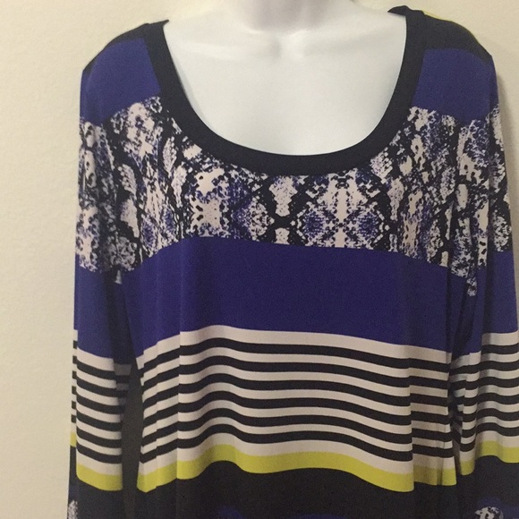 Calvin Klein Dresses & Skirts - Calvin Klein Bell Sleeve Dress-Size Large